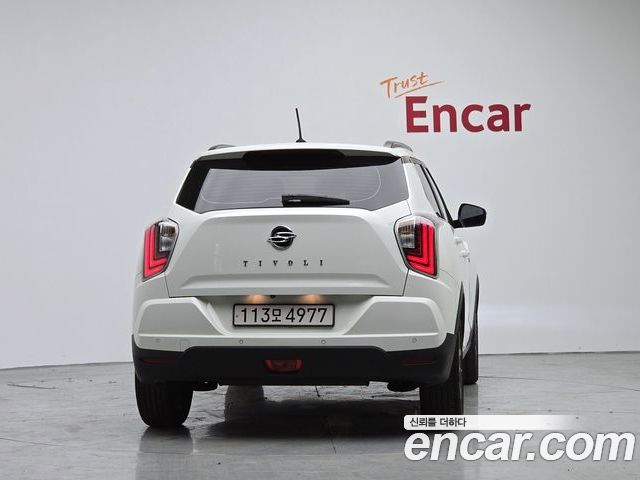 SsangYong Tivoli 2023 — фото 4