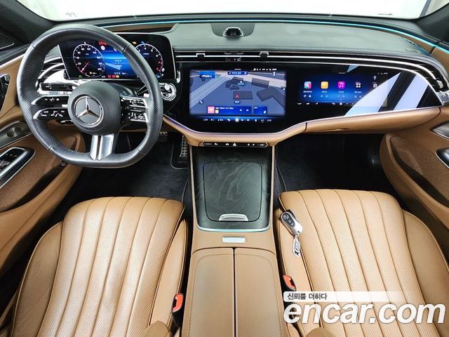 Mercedes-Benz E-Class 2024 — фото 10