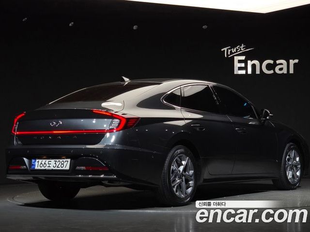 Hyundai Sonata 2022 — фото 2