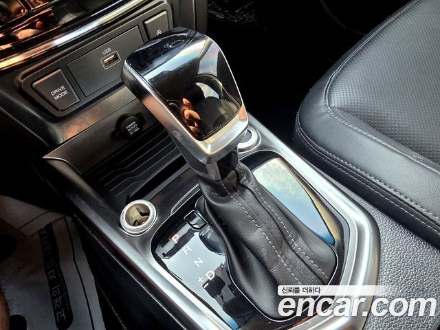 SsangYong Tivoli 2022 — фото 10