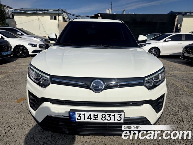 SsangYong Tivoli 2022 — фото 2
