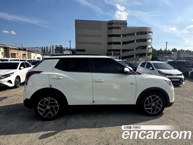 SsangYong Tivoli 2022 — фото 4