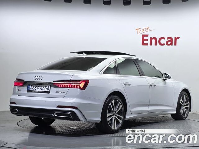Audi A6 2022 — фото 2