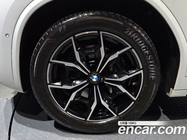 BMW X4 2022 — фото 5