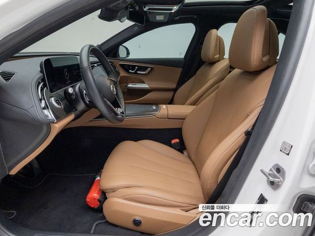 Mercedes-Benz E-Class 2025 — фото 10