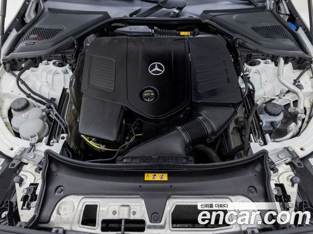 Mercedes-Benz E-Class 2025 — фото 6