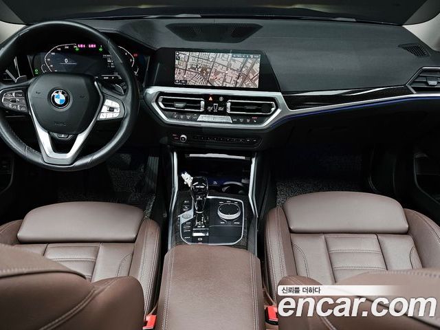 BMW 3 Series 2022 — фото 10