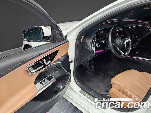 Mercedes-Benz E-Class 2024 — фото 10
