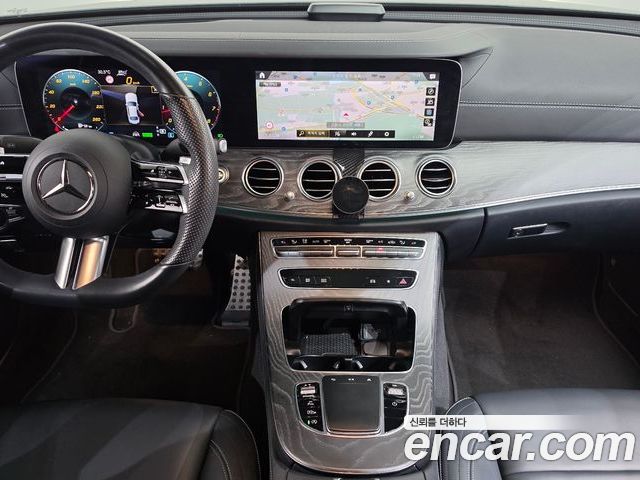 Mercedes-Benz E-Class 2021 — фото 10