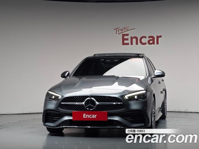 Mercedes-Benz C-Class 2023 — фото 3