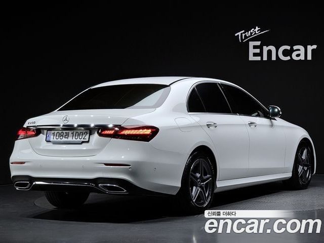Mercedes-Benz E-Class 2023 — фото 2