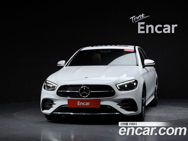 Mercedes-Benz E-Class 2023 — фото 3