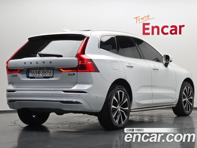 Volvo XC60 2023 — фото 2