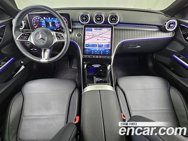 Mercedes-Benz C-Class 2023 — фото 10