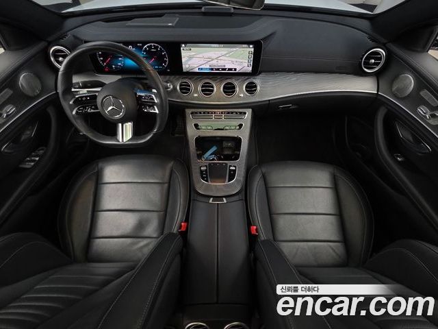 Mercedes-Benz E-Class 2022 — фото 10