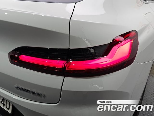 BMW X4 2022 — фото 9
