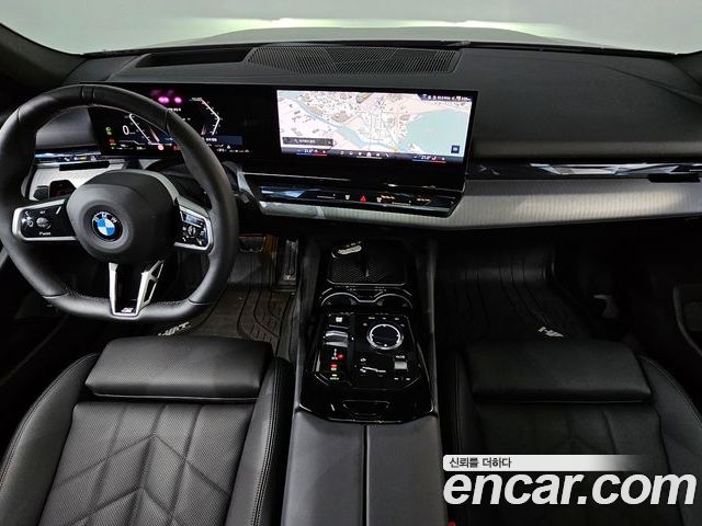 BMW 5 Series 2026 — фото 10