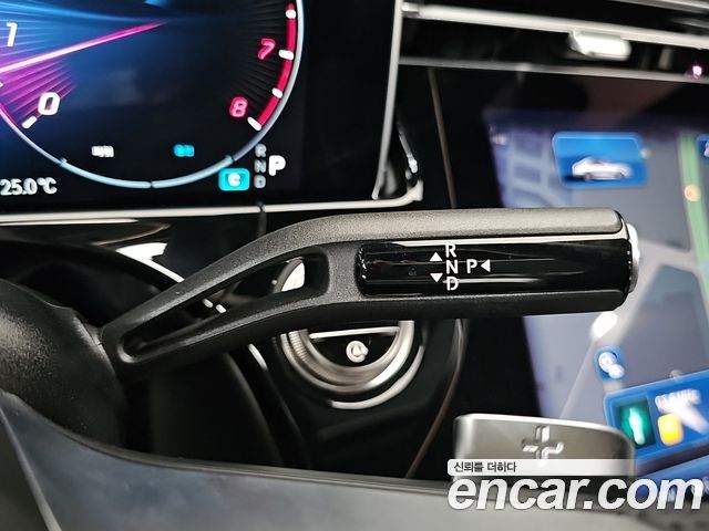 Mercedes-Benz E-Class 2025 — фото 9