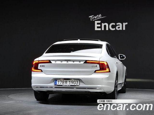 Volvo S90 2023 — фото 4