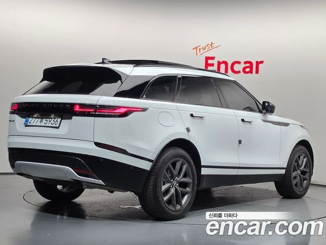 Land Rover Range Rover Velar 2026 — фото 2
