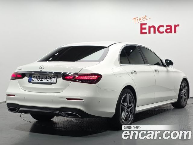 Mercedes-Benz E-Class 2023 — фото 2