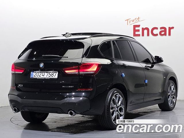 BMW X1 2022 — фото 2