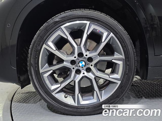 BMW X1 2022 — фото 5