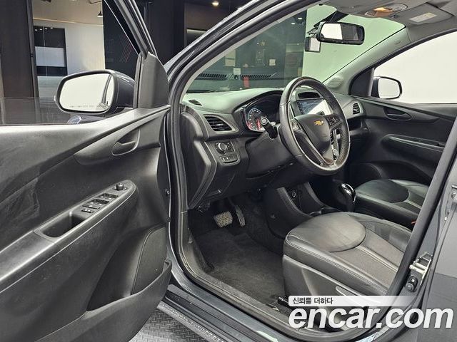 Chevrolet Spark 2022 — фото 10