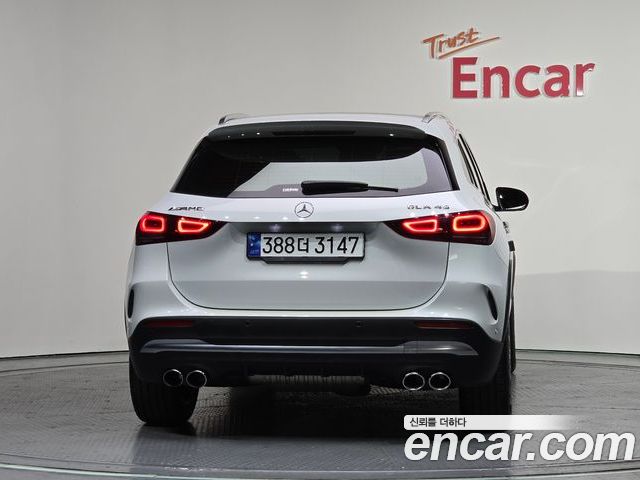 Mercedes-Benz GLA 2023 — фото 4