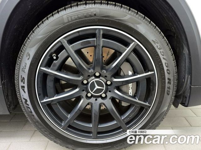 Mercedes-Benz GLA 2023 — фото 5