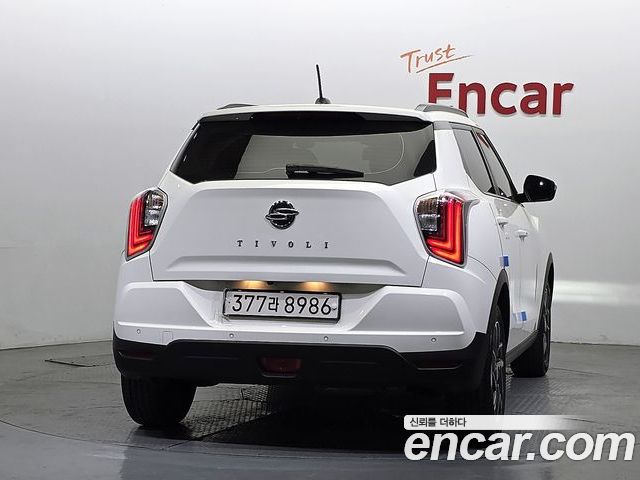 SsangYong Tivoli 2022 — фото 4