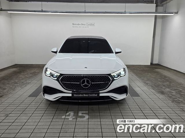 Mercedes-Benz E-Class 2025 — фото 3
