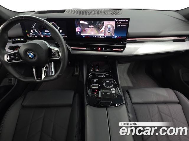 BMW 5 Series 2024 — фото 10