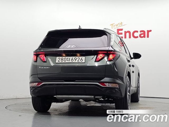 Hyundai Tucson 2023 — фото 4