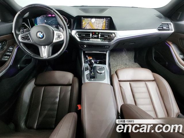 BMW 3 Series 2022 — фото 10