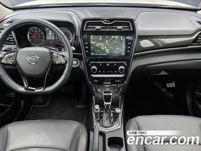 SsangYong Tivoli 2023 — фото 10