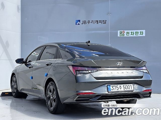 Hyundai Avante 2023 — фото 5