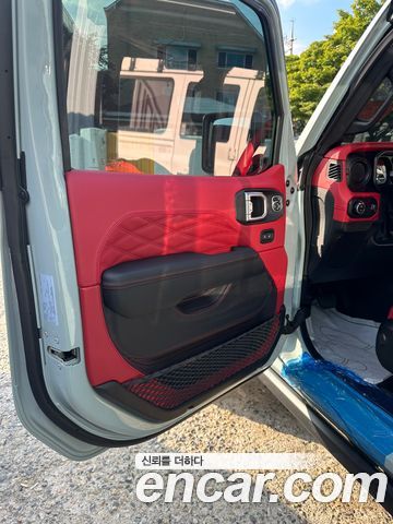 Jeep Wrangler 2024 — фото 10