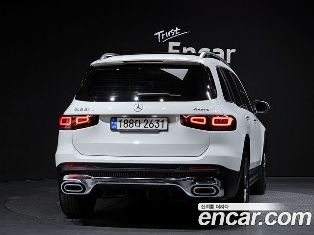Mercedes-Benz GLB 2022 — фото 4