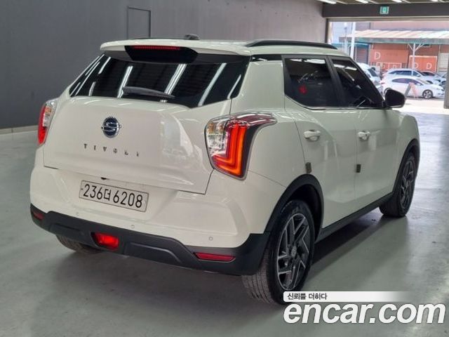SsangYong Tivoli 2022 — фото 2