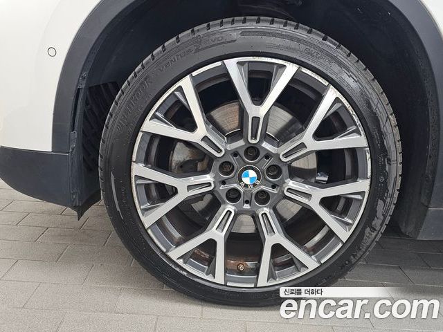 BMW X1 2022 — фото 5