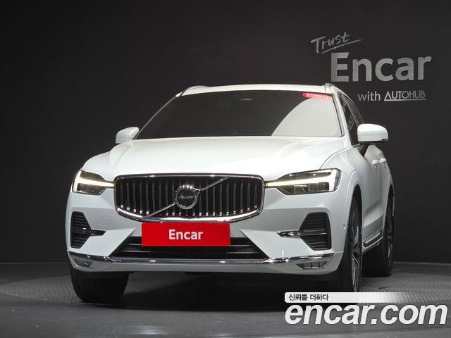 Volvo XC60 2022 — фото 3