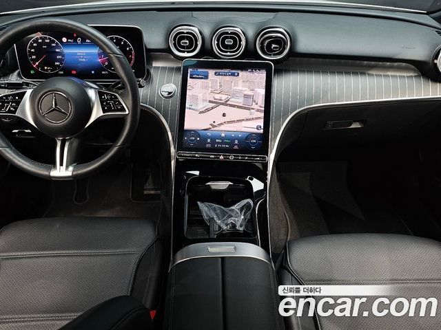 Mercedes-Benz C-Class 2022 — фото 10
