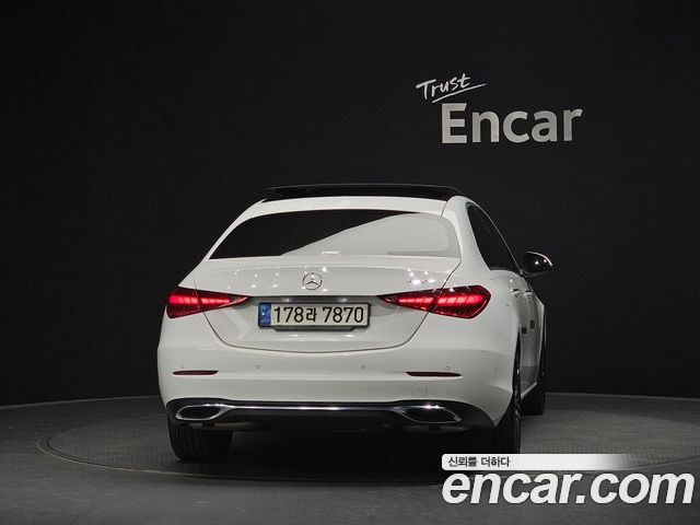 Mercedes-Benz C-Class 2022 — фото 4