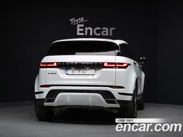 Land Rover Range Rover Evoque 2024 — фото 4
