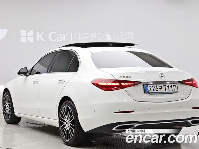 Mercedes-Benz C-Class 2025 — фото 2