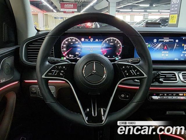 Mercedes-Benz GLE 2026 — фото 10