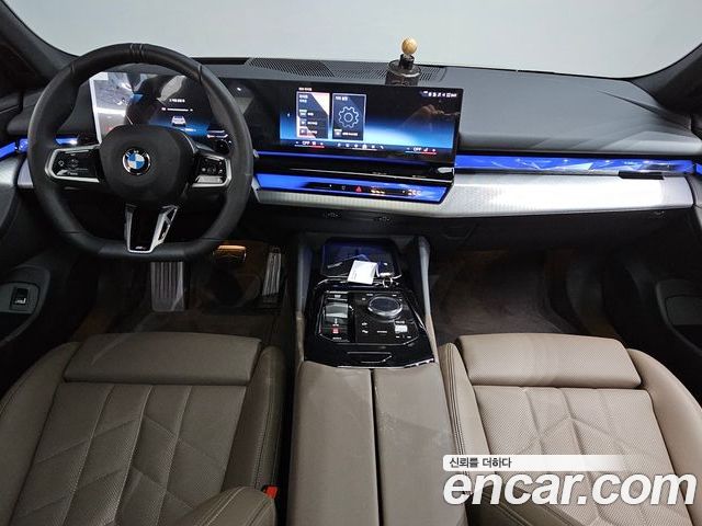 BMW 5 Series 2026 — фото 10