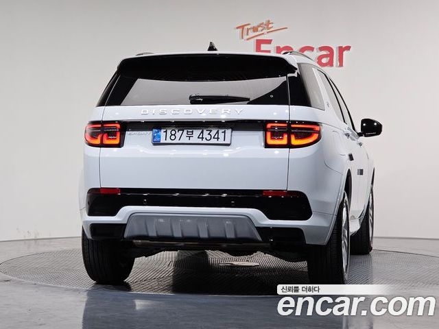 Land Rover Discovery Sport 2024 — фото 4