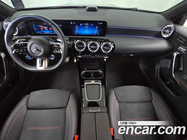 Mercedes-Benz A-Class 2024 — фото 10